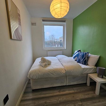 London Mile End Rooms Екстериор снимка