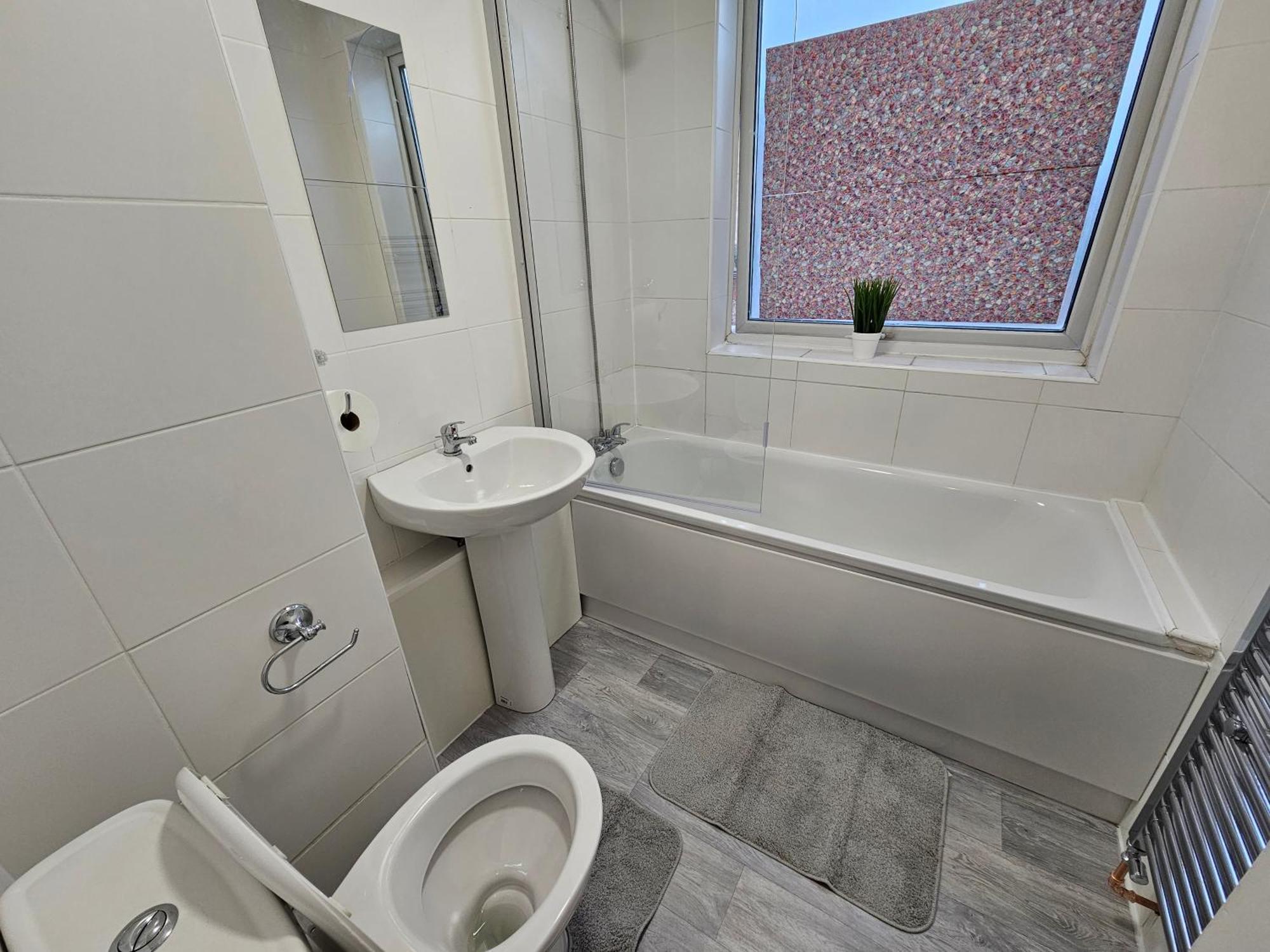 London Mile End Rooms Екстериор снимка