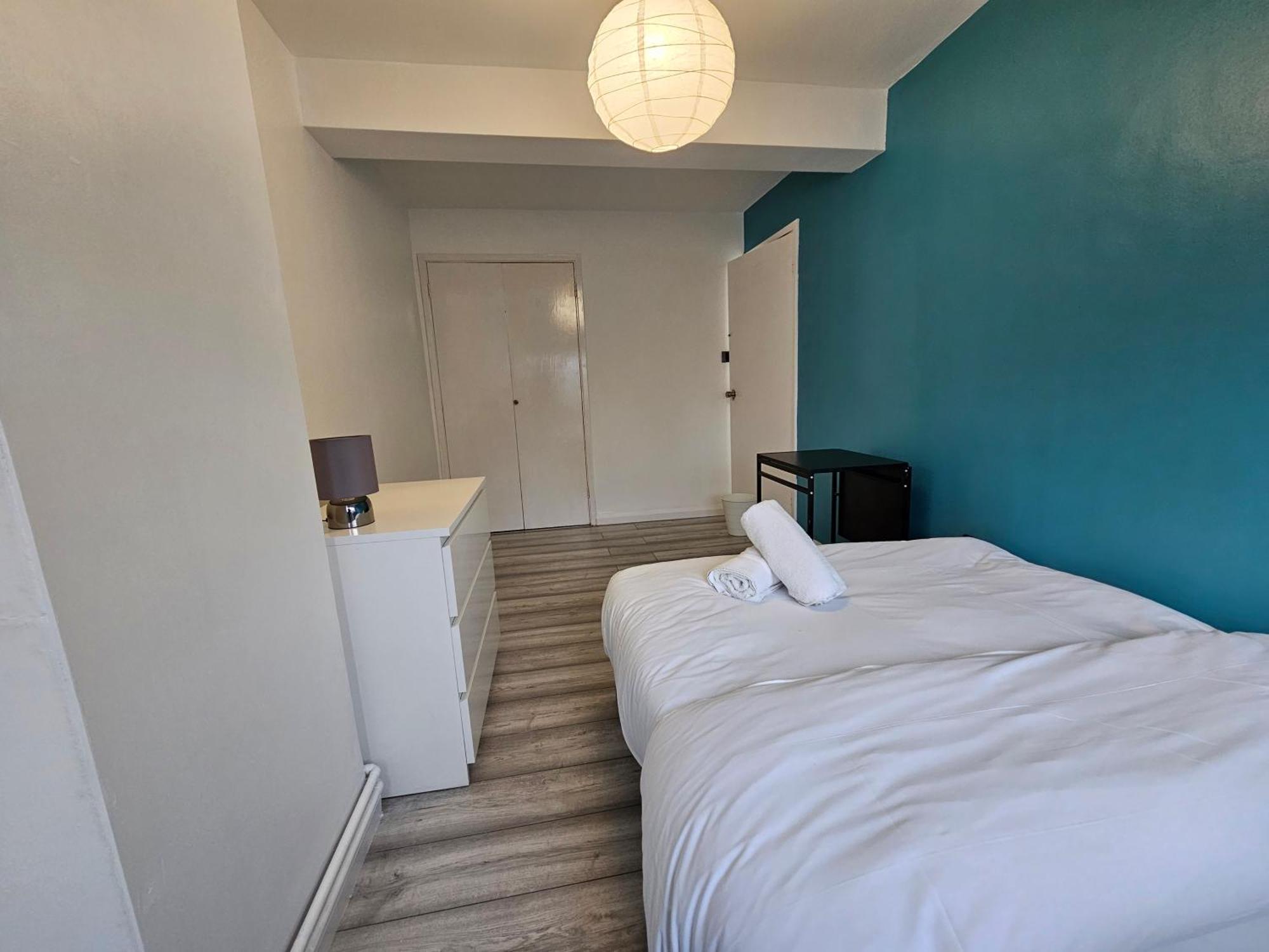 London Mile End Rooms Екстериор снимка