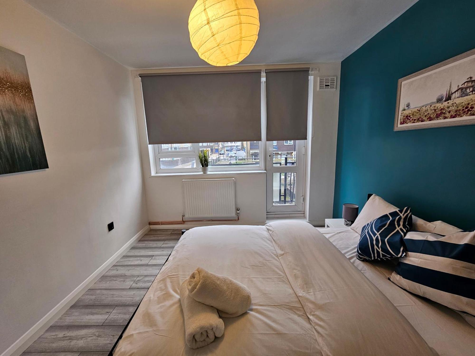 London Mile End Rooms Екстериор снимка