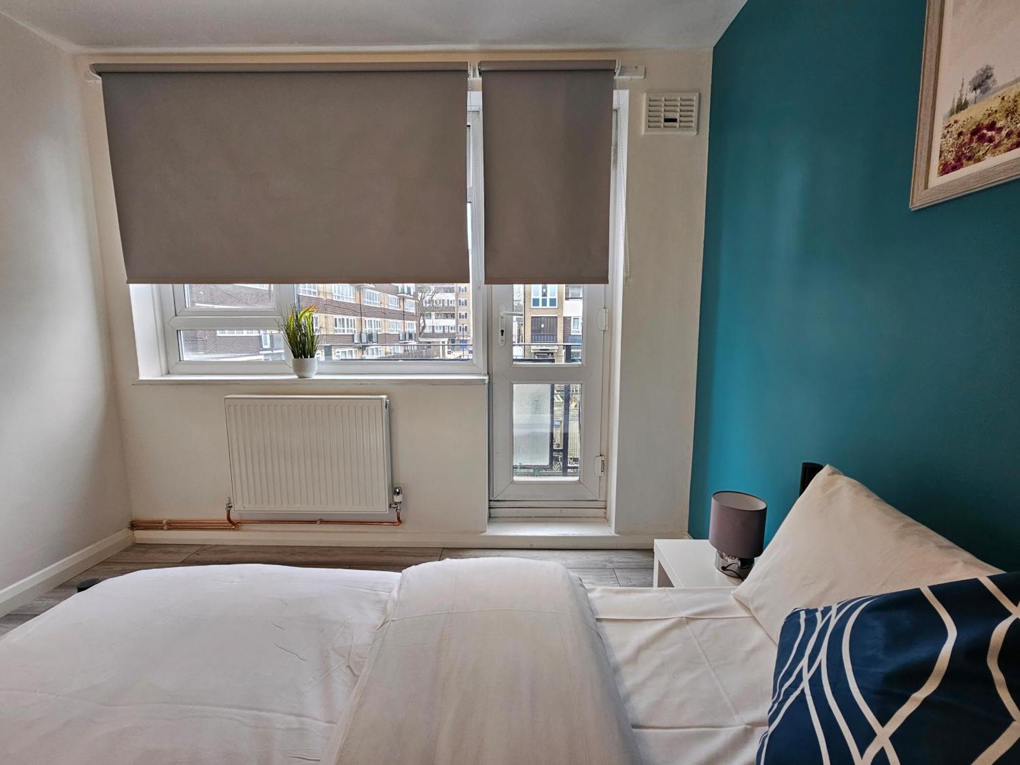 London Mile End Rooms Екстериор снимка