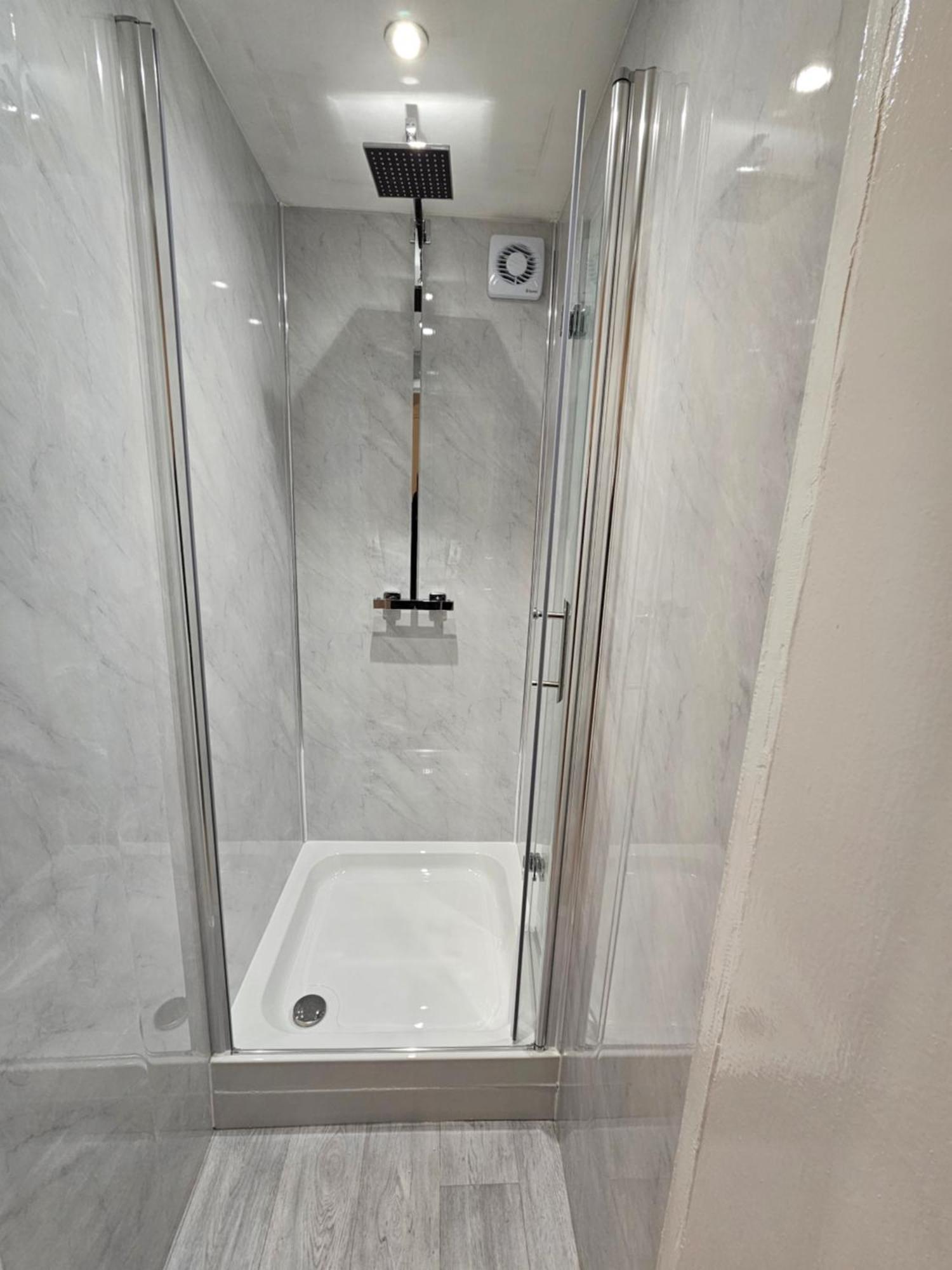 London Mile End Rooms Екстериор снимка